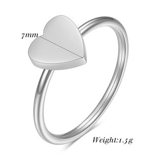 Gioielli impermeabili gratuiti con incisione personalizzata anello con sigillo a forma di cuore in acciaio inossidabile placcato oro 18 carati - Product Image 4