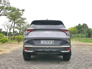 Hecho en China <span class=keywords><strong>Sportage</strong></span> 2023 2,0 T 2WD Premium Edition compacto SUV gasolina coche usado de China - Product Image 4