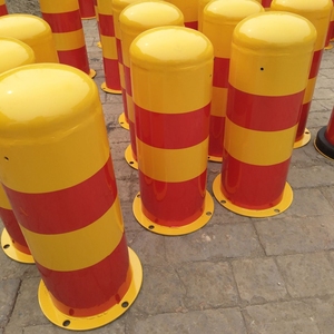 מצופה בטיחות חניה מחסום הודעה פלדה בטיחות צינור סדנים חניה טור חניה כביש מחסום בטיחות סדנים בולארד הודעה