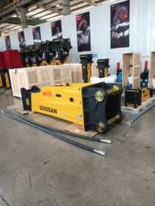 For SB151 Box Type Hydraulic Breaker with Main Body Core Component for Construction & Mining 4085.5kg Weight 1 Year Warranty - Product Image 2