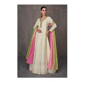 นักออกแบบคุณภาพสูงFaux Georgette Salwar KameezชุดAnarkaliพร้อมงานเย็บปักถักร้อยผ้าฝ้าย - Product Image 1