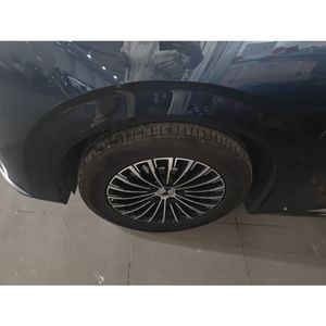 Guazi Denza D9 <span class=keywords><strong>2022</strong></span> MPV d'occasion Hybride Rechargeable Automatique MPV Passager AWD Bleu Conduite à Gauche Stock Concessionnaire - Product Image 4