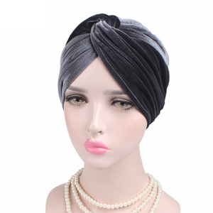 Chapeau de <span class=keywords><strong>chimio</strong></span> à nœud torsadé pour femmes musulmanes Chapeau <span class=keywords><strong>turban</strong></span> Bonnet Foulard <span class=keywords><strong>Hiver</strong></span> <span class=keywords><strong>Turban</strong></span> en velours - Product Image 3