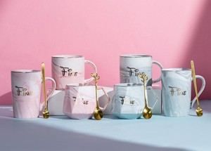 Juego de Regalo Promocional de Alta Calidad: Taza de Cerámica, Cuchara, Toalla, Conejito de Peluche y Jabón para Uso Diario - Product Image 3