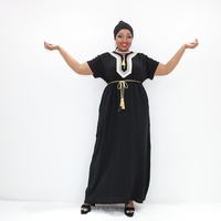 Robe Boubou noire avec encolure contrastée et ceinture à nouer STA1859-2F