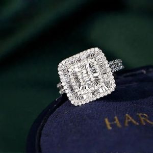 Xinfly Oem Odm Fine Jewelry Natural Diamond 0.85CTW Pure 18k Solid Gold Luxury Exquisite Square Lady <b>Finger</b> Wedding <b>Ring</b> Design - Product Image 2