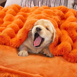 Couverture en <span class=keywords><strong>fourrure</strong></span> de faur <span class=keywords><strong>orange</strong></span> Jeté en <span class=keywords><strong>fourrure</strong></span> à bulles Conception unique Offre Spéciale couverture confortable et respirante polyvalente pour la peau - Product Image 4
