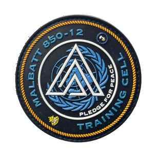 Patch en PVC thermocollant lavable pour vêtements, en caoutchouc souple moulé sur mesure 2D, produit par un fabricant professionnel - Product Image 4