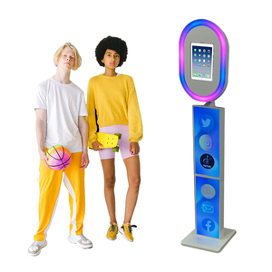 Oem Dslr Photo Booth with Cooling <b>Fan</b> Roaming Photo Booth Dslr Handheld Dslr Photo Booth Shell with Flash with Led Touch Screen - Product Image 1