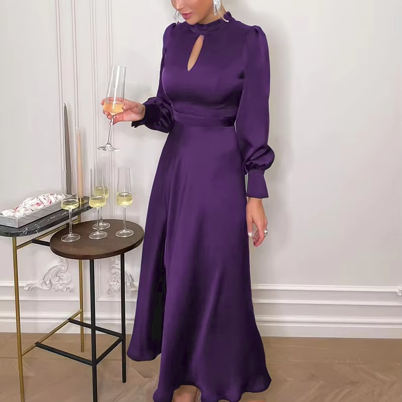 สีแดงม่วง