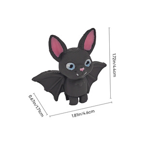 Figura giocattolo di pipistrello stampata in 3D, decorazione animale in plastica nera da 1,72 pollici per la casa dei bambini - Product Image 1