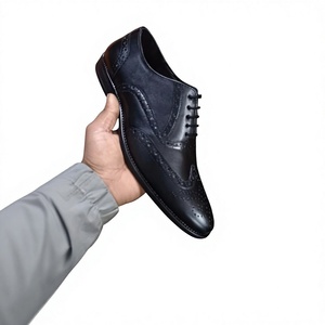Chaussures en cuir véritable personnalisées pour hommes BS International BI-01 – Écologiques, légères, confortables et élégantes pour occasions formelles - Product Image 3