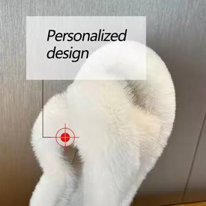 รองเท้าแตะแฟชั่นฤดูหนาวสำหรับผู้หญิง สวมใส่ในบ้าน พื้นหนานุ่ม อุ่นสบาย กันลื่น ขนฟูหรูหรา - Product Image 4