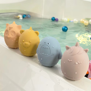 BPA İçermeyen Gıda Sınıfı Silikon Bebek Banyo Oyuncağı Hayvan 4'lü Yüzen Su Püskürtmeli Duş Küvet Oyuncağı Yürümeye Başlayan Çocuklar Bebekler İçin Hediye - Product Image 2