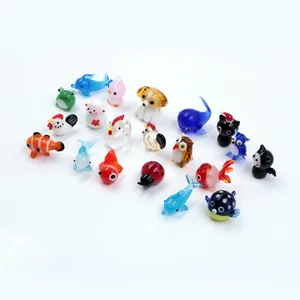 Hochwertige gemischte Design Miniatur kleine geblasene Murano Glas Tier figur Großhandel