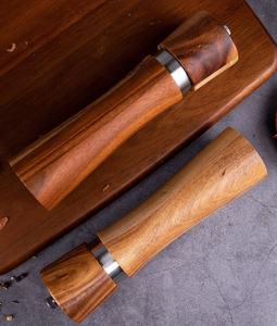 Wholesale 6inch Wooden Manual <b>Salt</b> & Pepper Grinder Set with Adjustable <b>Coarseness</b> Eco-Friendly Ceramic for Home Kitchen - Product Image 3