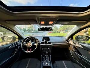 2017 Mazda3 Axela 4 puertas 5 plazas sedán 1.5L coche compacto automático de dos ruedas de lujo para exportación - Product Image 2