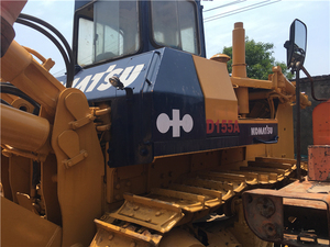 Bulldozer sur chenilles Komatsu D155A d'occasion de haute qualité, modèle 2022, moteur 682 kW, d'origine japonaise, comprend pompe et boîte de vitesses - Product Image 2
