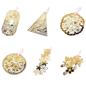 Pembatas Buku Logam 3D Custom, Desain Anime Emas Berongga, Rumbai Warna-warni, Hadiah Istimewa, Personalisasi Promosi, Cetak UV Modern - Product Image 1