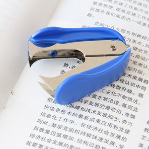 Deli Nail Remover 0232 Blue Plastic Office Staple Remover <b>Tool</b> For Paper Documents - Product Image 1