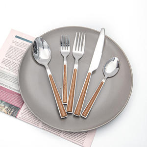 Thanh lịch 24-Piece thép không gỉ thiết lập dao kéo hiện đại Bộ đồ ăn <span class=keywords><strong>Flatware</strong></span> với ABS nhựa gỗ xử lý các bên có sẵn bán buôn - Product Image 2