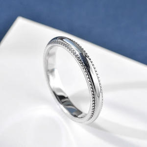 T0144 Anello Classico in Acciaio Inossidabile Unisex Design Semplice per Cerimonie Nuziali - Product Image 1