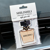 Diffuseur d'huiles essentielles pour voiture, carte personnalisée, mini-parfum vanille, désodorisant de luxe pour voiture, accessoires personnalisés pour voitures d'occasion, tendance 2026
