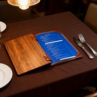Tempat Menu Kayu untuk Meja, Dekorasi Display Menu Restoran untuk Kafe, Bar, dan Hotel