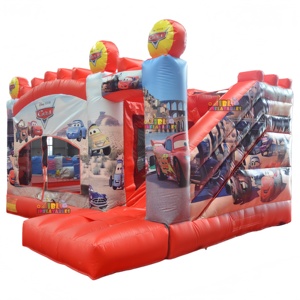 Castillo Inflable con Tobogán y Diseño de Carreras de Autos Rojos Estilo McQueen con Amplia Área de Salto para Fiestas Infantiles - Product Image 3