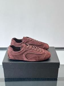 Chaussures décontractées pour hommes en daim rétro, style course, durables, légères, respirantes, antidérapantes, avec doublure confort premium pour l'hiver - Product Image 4