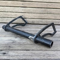 Poignée de porte de fumoir Texas BBQ découpée au laser, personnalisable OEM, multi-motifs, avec supports en acier robuste de 1/4 po à souder, échelle Mill Scale