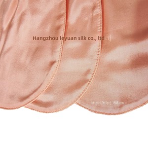 Nouveaux gants de bain turcs <span class=keywords><strong>en</strong></span> <span class=keywords><strong>soie</strong></span> très demandés, serviette de bain exfoliante haut de gamme pour le gommage à la boue, <span class=keywords><strong>gant</strong></span> <span class=keywords><strong>exfoliant</strong></span> <span class=keywords><strong>en</strong></span> <span class=keywords><strong>soie</strong></span> turque super doux pour le lavage du visage - Product Image 2