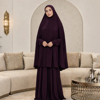 Ensemble jupe et khimar rouge bordeaux pour femmes musulmanes, longueur ras du sol, en modal de qualité supérieure, style maxi, idéal pour les célébrations, style superposé
