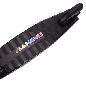 Deux trottinettes pliantes pour enfants avec roues en PU et éclairage - Product Image 5