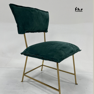 Silla de Comedor Moderna de Terciopelo Verde Oscuro con Estructura de Metal Dorado, Cojín Extraíble, Silla Tapizada para Restaurante y Hotel - Product Image 2