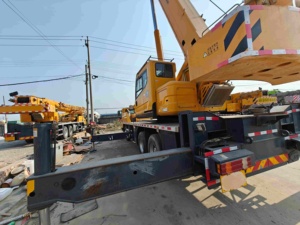 सुपर वैल्यू का इस्तेमाल Qkk25k5c ट्रक-माउंटेड क्रेन 25ton अधिकतम लिफ्टिंग लोड अच्छी स्थिति इंजन कोर मोटर गियरबॉक्स असर - Product Image 6