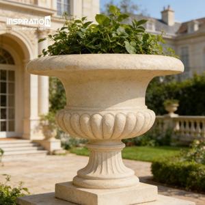Adorno de jardín de piedra moldeada para cuadrilátero universitario, jarrón de piedra prefabricada, compra a granel de <span class=keywords><strong>jarrones</strong></span> de arenisca - Product Image 1