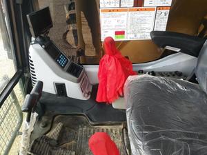 รถขุดตีนตะขาบ Komatsu PC350-6 35 ตัน นำเข้าจากญี่ปุ่น ขายส่ง |   รถขุดไฮดรอลิกมือสองพร้อมบุ้งกี๋ขุดที่ได้รับการรับรองมาตรฐาน CE - Product Image 5