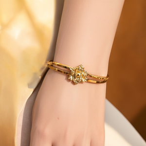 316L Stainless Steel Fashion <b>Bangle</b> With Flower Design PVD Gold Plating Sustainable Resistant Bracelet <b>For</b> Women - Product Image 3