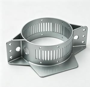 Pieza de Chapa Metálica de Acero Inoxidable Mecanizada por CNC con Orificios y Recortes para Aplicaciones OEM |   Fabricación de Chapa Metálica Personalizada - Product Image 2