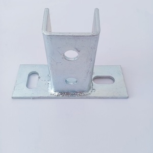 Base de <span class=keywords><strong>poteau</strong></span> sismique galvanisée <span class=keywords><strong>pour</strong></span> profilés 41x41 – Support métallique en acier du fabricant - Product Image 3