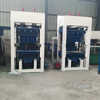 Petite machine automatique de fabrication de pavés autobloquants avec moule PLC, dotée d'un moteur, d'un roulement, d'une engrenage et d'une ligne de production de briques de sable