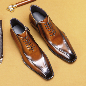 Bottes Chelsea pour hommes en cuir véritable de haute qualité, fabriquées à la main, avec lettres gravées, style britannique, pour affaires et occasions formelles - Product Image 1