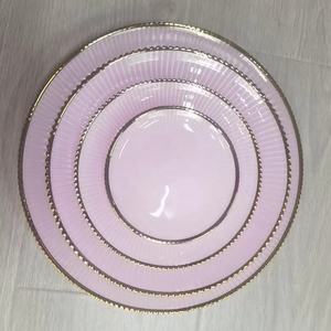 Assiettes de présentation en verre couleur or et blanc pour mariage, location économique - Product Image 6