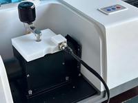 Spectromètre infrarouge à transformée de Fourier avec plage spectrale de 8000-350 cm-1 pour l'analyse des métaux