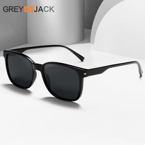 Gafas de Sol Polarizadas con Marco Cuadrado para Hombre Greyjack, TR90 UV400, Lentes Negras TAC Tipo 3 - Product Image 1