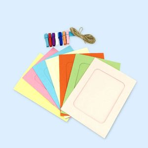 Cadre photo en carton de haute qualité avec logo personnalisé, 3/4/5/6/7/8 pouces, rectangulaire, coloré, à suspendre au mur, avec clip - Product Image 4