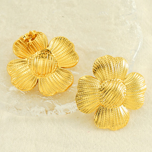 Zogxin Flower <b>Stud</b> Earrings 18K Gold Plated <b>Titanium</b> Steel For Women Everyday Wear - Product Image 4