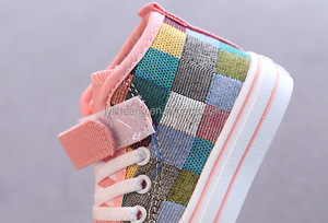 Baskets décontractées pour enfants Chaussures montantes respirantes en <span class=keywords><strong>toile</strong></span> Baskets basketball mode pour garçons et filles printemps été - Product Image 4