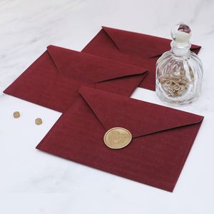 Enveloppes en velours rouge de luxe, papier et enveloppes vintage, enveloppe de mariage personnalisée avec carte, sceau de cire - Product Image 2